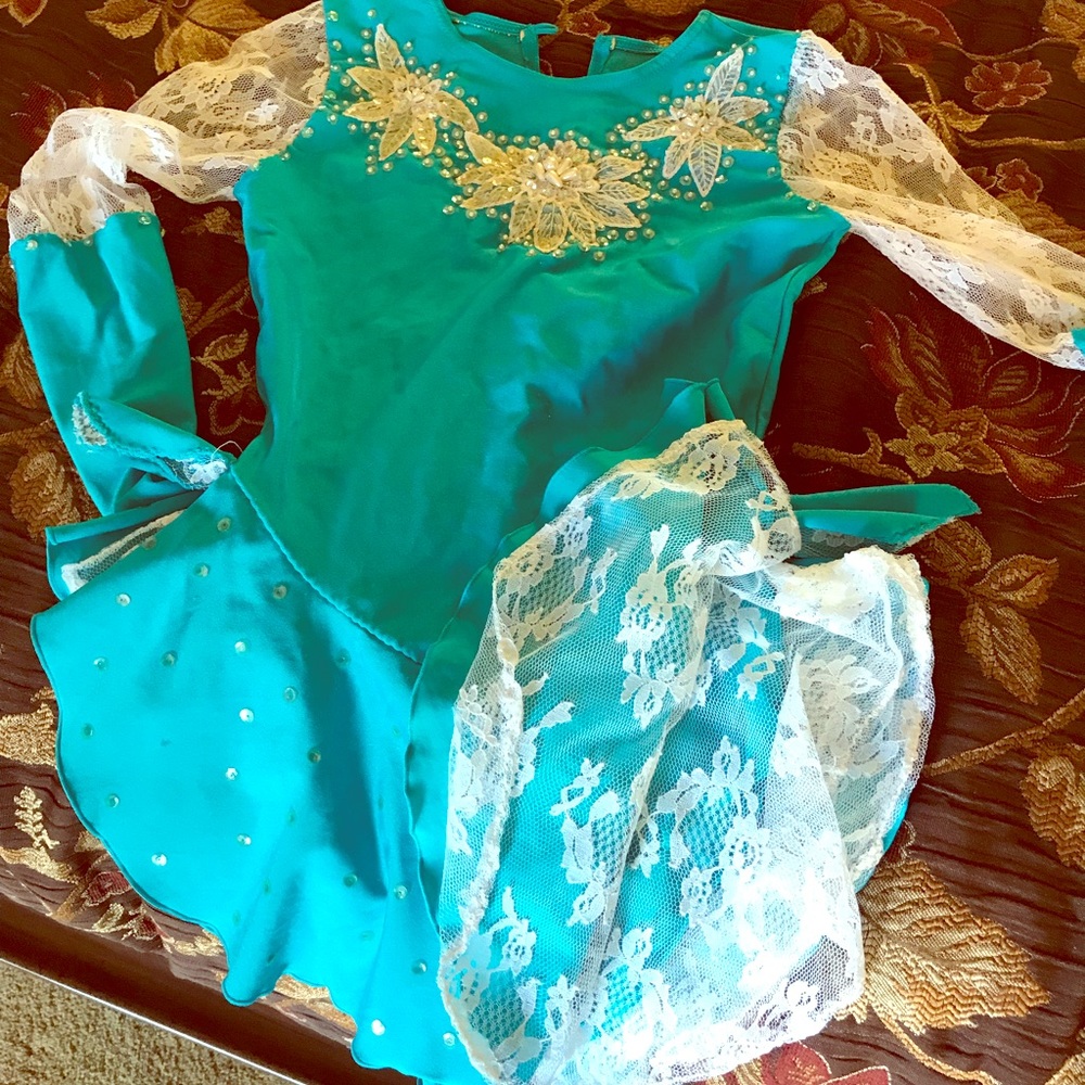 Figure skating dress